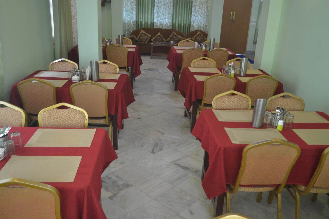 Hotel Madhawi Gangtok Ngoại thất bức ảnh